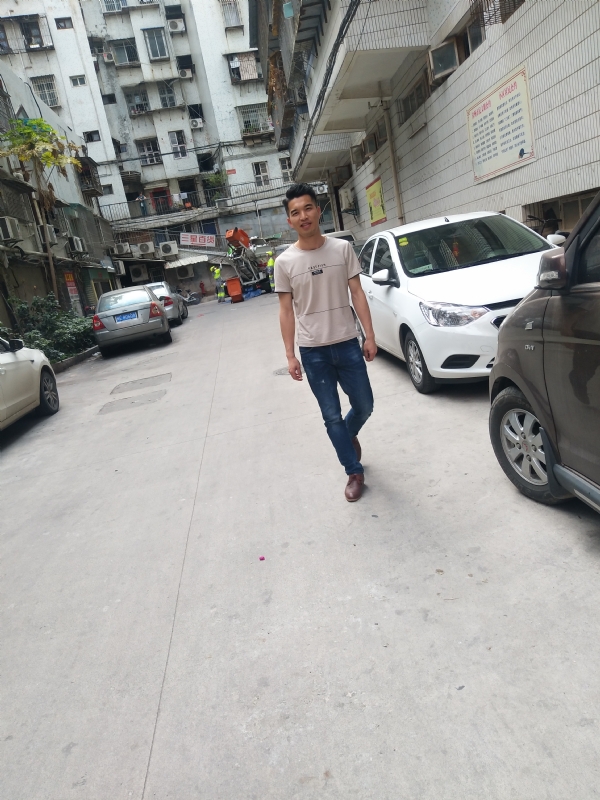 突然的自我的第三张照片--福建残疾人相亲网