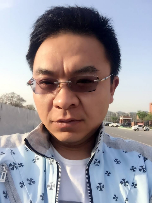 执着的等待的第一张照片--福建残疾人相亲网