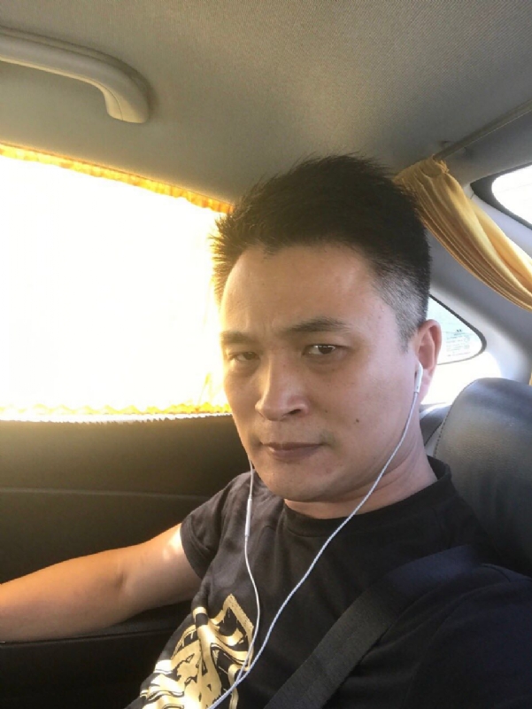 罗的第二张照片--福建残疾人相亲网