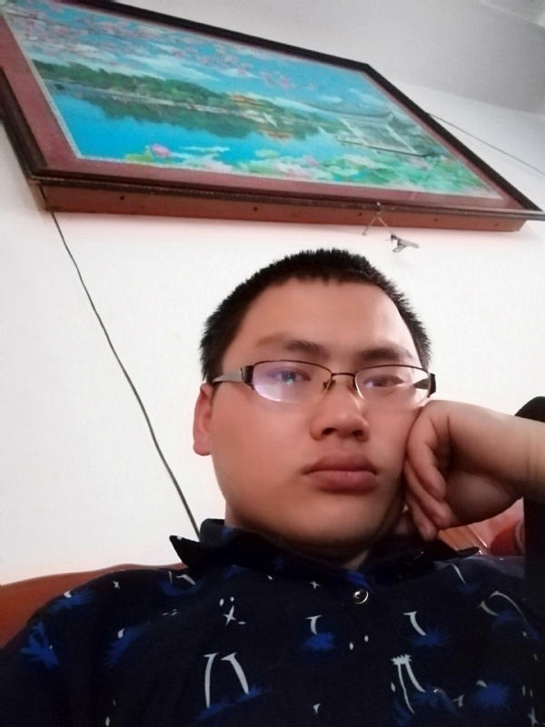 90男孩的第一张照片--福建残疾人相亲网