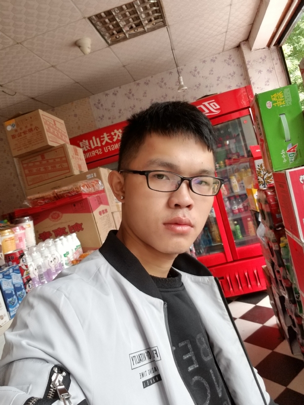 柒年的第一张照片--福建残疾人相亲网