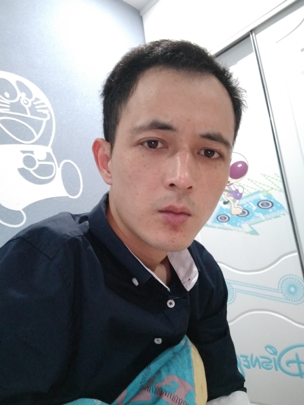 容晨的第一张照片--福建残疾人相亲网