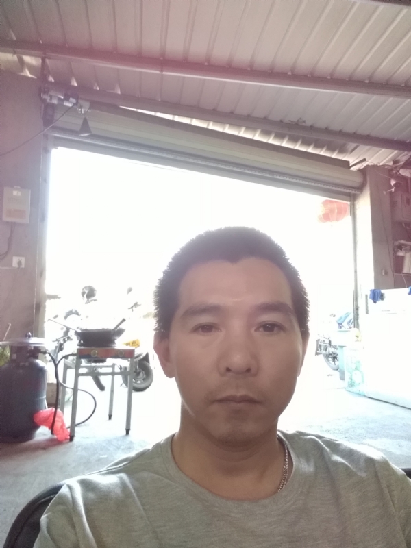 龙骑士的第一张照片--福建残疾人相亲网