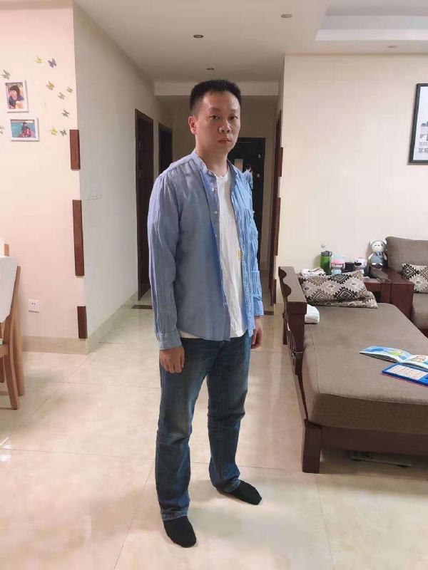 以勒的第一张照片--福建残疾人相亲网