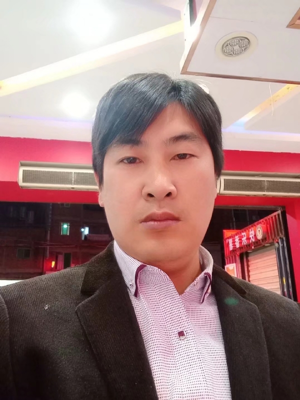 奔跑的第二张照片--福建残疾人相亲网