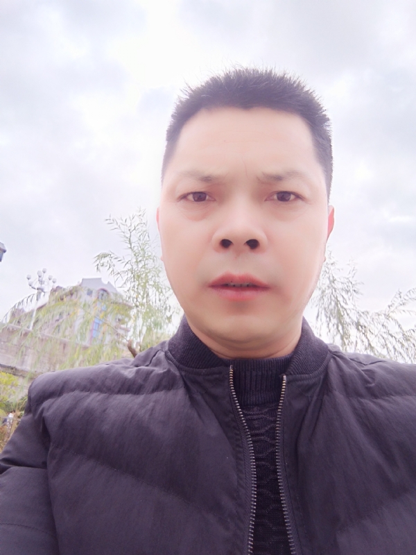 随缘的第一张照片--福建残疾人相亲网