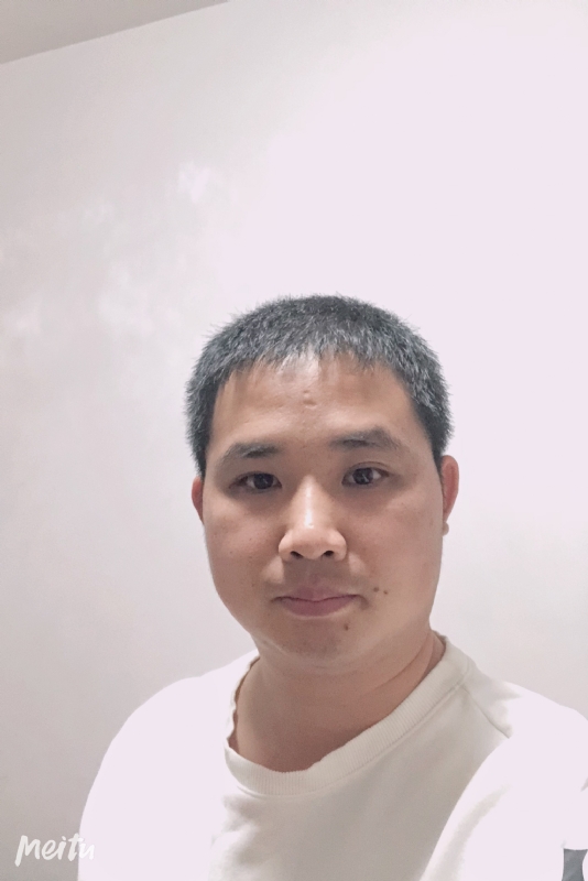 小梁的第一张照片--福建残疾人相亲网