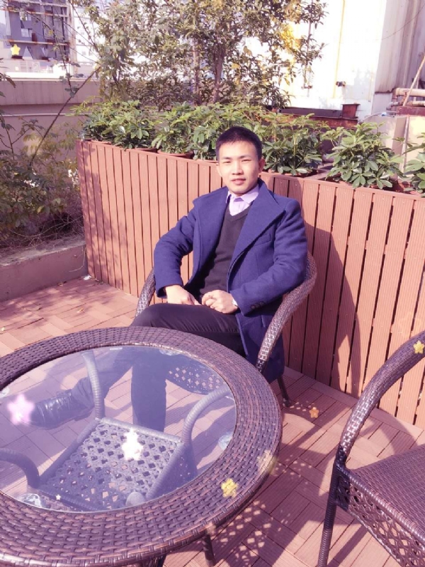 哥哥的第一张照片--福建残疾人相亲网