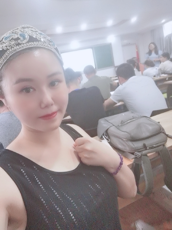 冰欣的第一张照片--福建残疾人相亲网