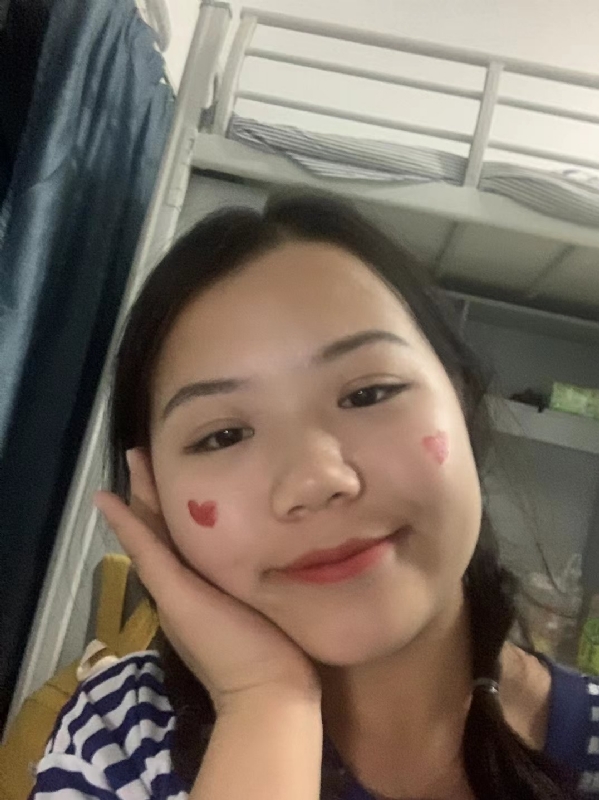 轻轻的一片云的第一张照片--福建残疾人相亲网