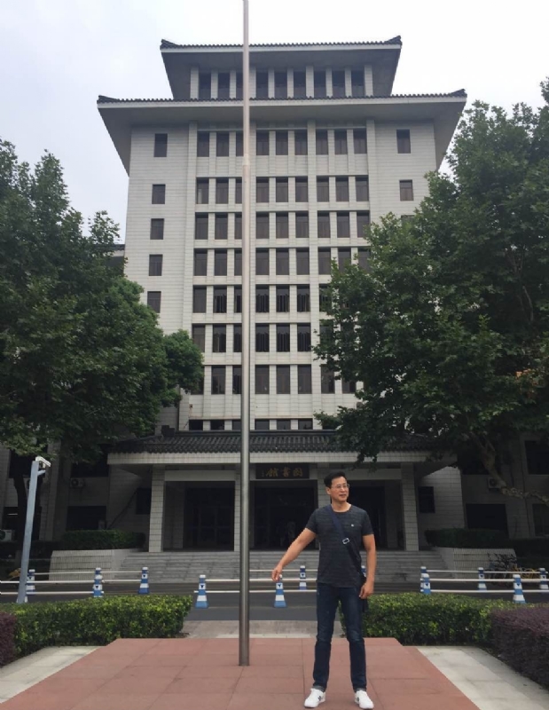 加国男人的第三张照片--福建残疾人相亲网
