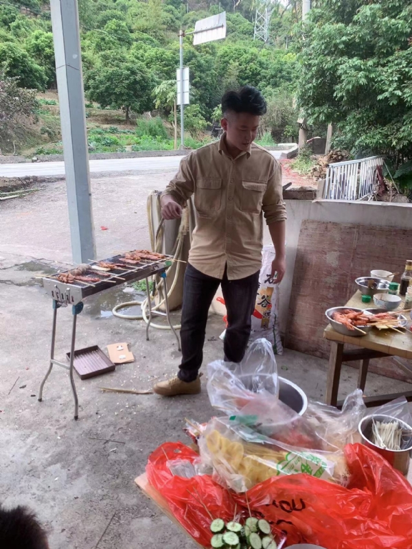 你黑我哟的第一张照片--福建残疾人相亲网