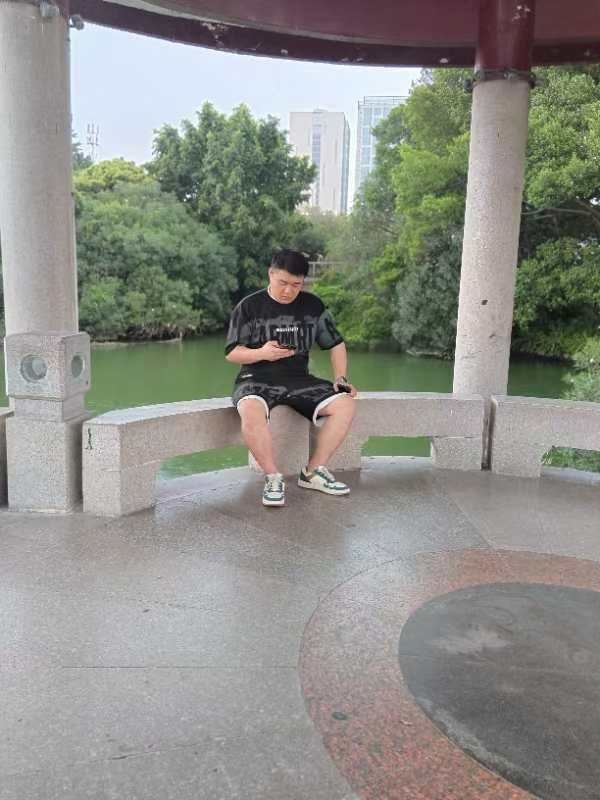 不善挽留的第一张照片--福建残疾人相亲网