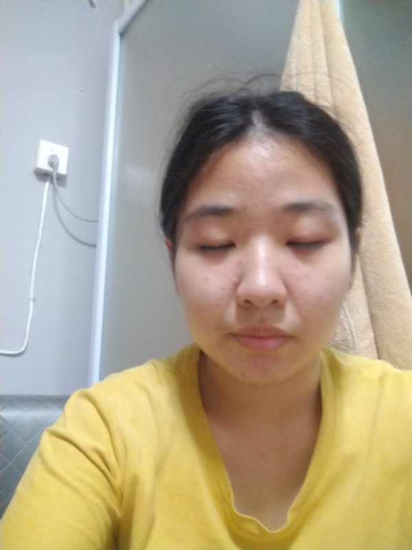 叶子的第一张照片--福建残疾人相亲网