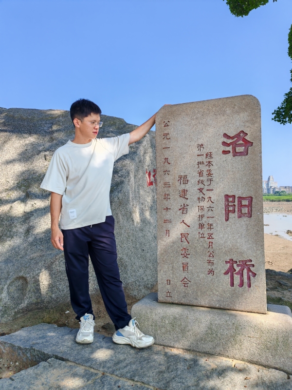 风尘的第二张照片--福建残疾人相亲网
