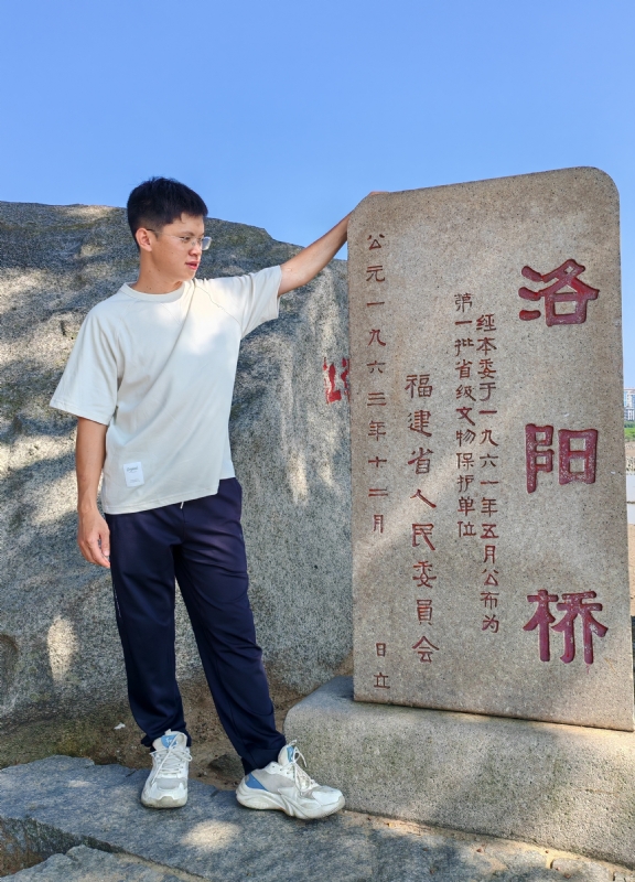 风尘的第四张照片--福建残疾人相亲网