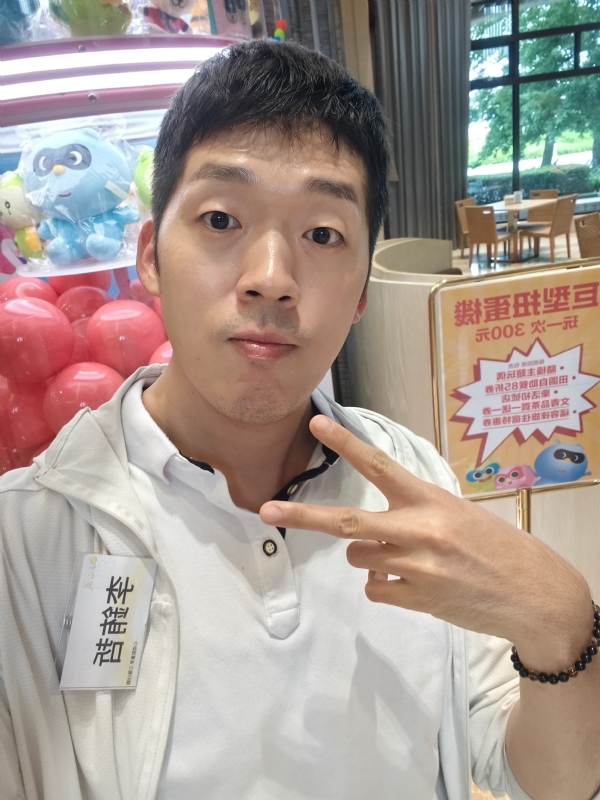 銪哲的第一张照片--福建残疾人相亲网