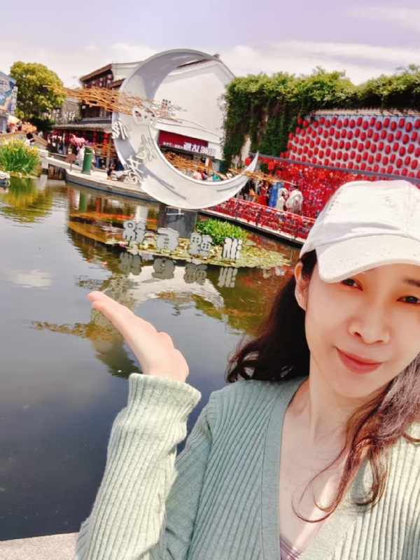 晓晓的第一张照片--福建残疾人相亲网